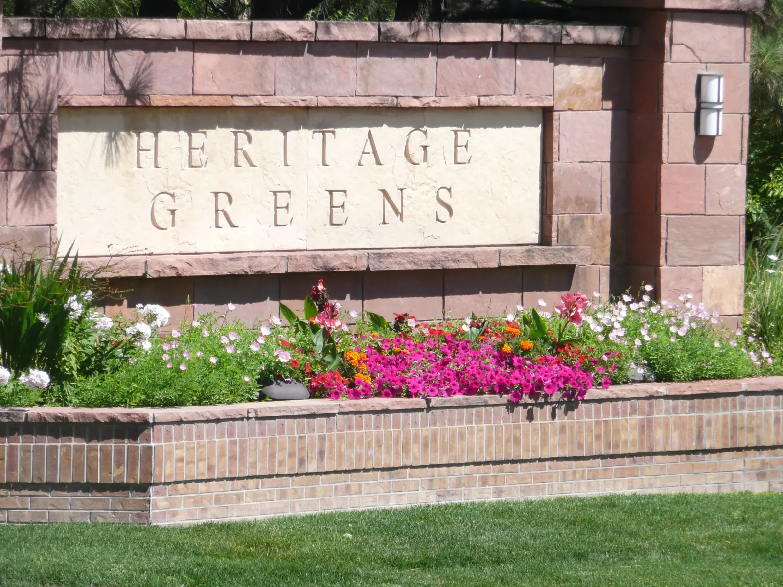 HOA entrance landscaping in Castle Rock, Colorado